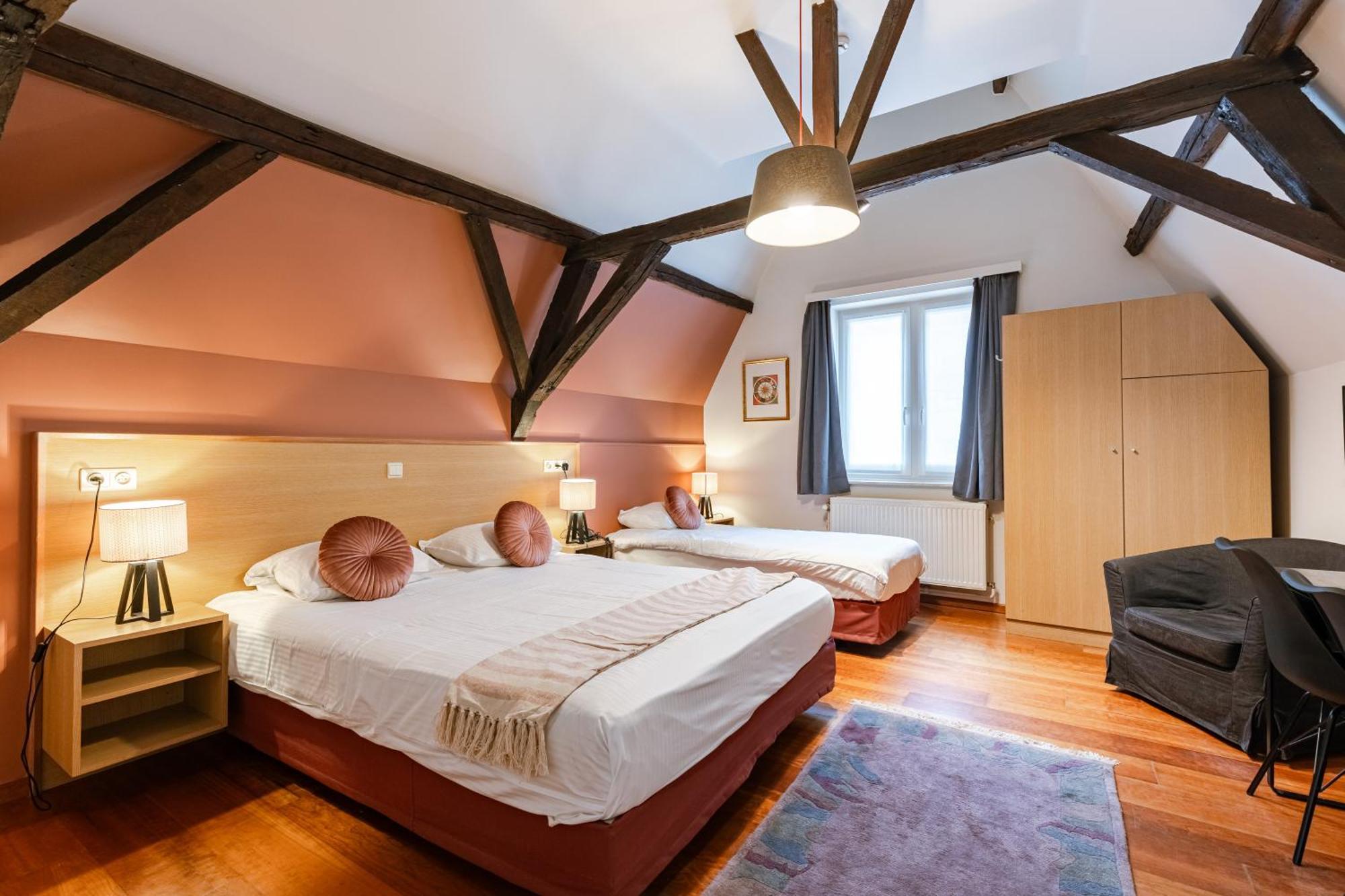 Boutique Hotel Malleberg Brugge Bagian luar foto