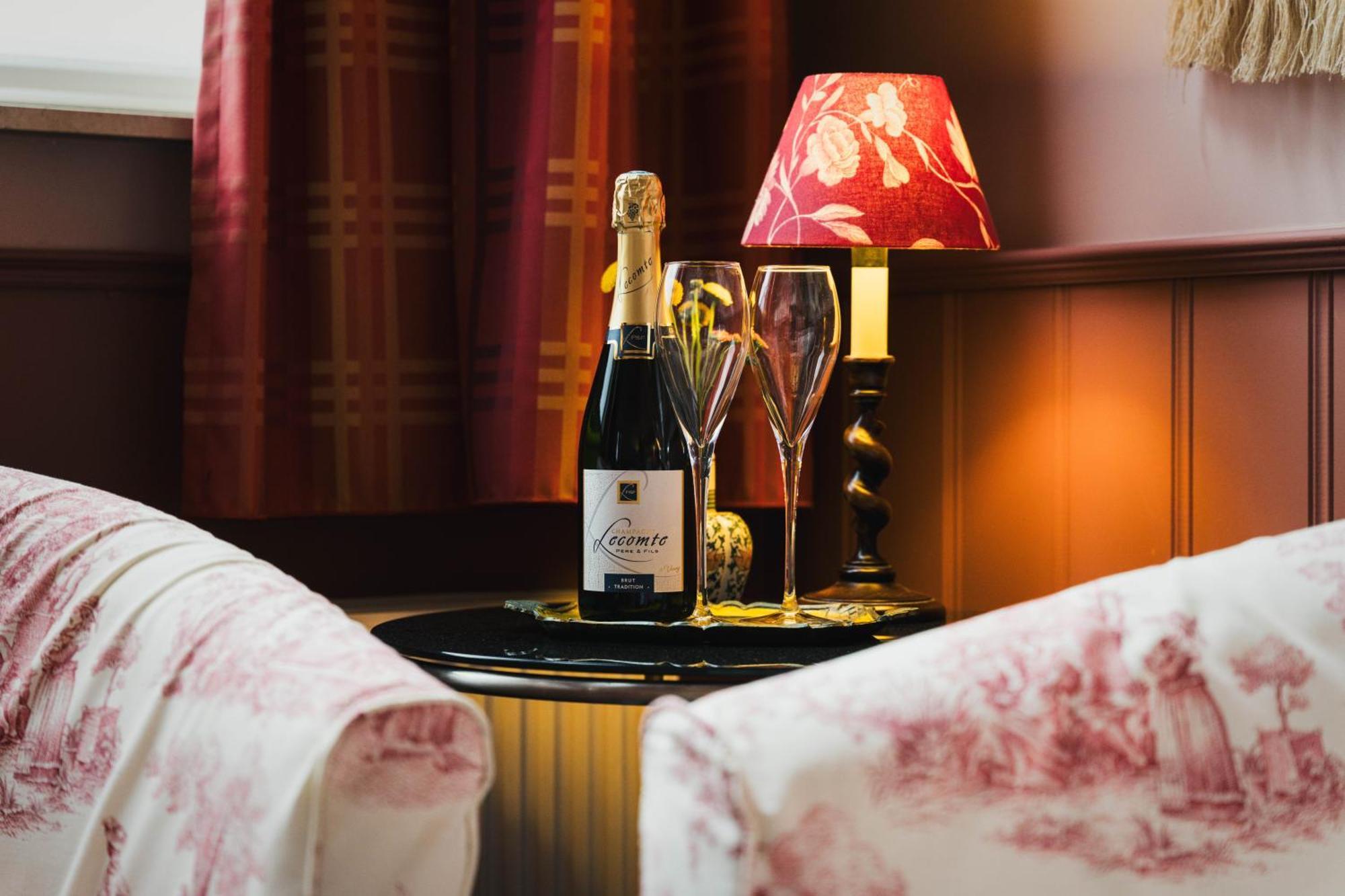 Boutique Hotel Malleberg Brugge Bagian luar foto