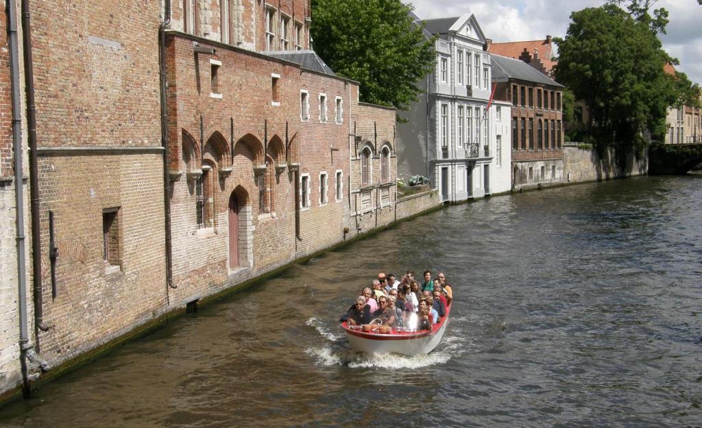 Boutique Hotel Malleberg Brugge Bagian luar foto