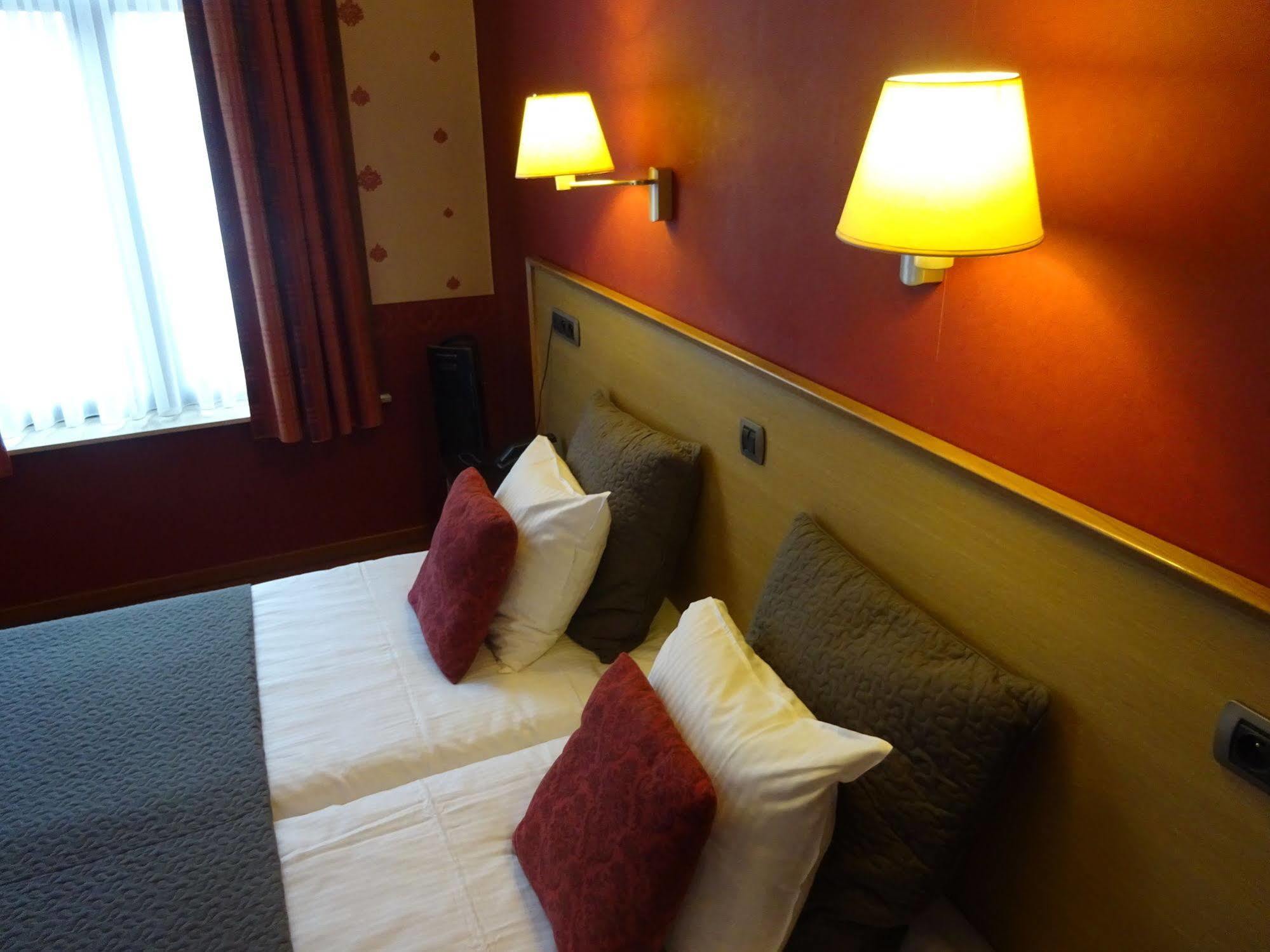 Boutique Hotel Malleberg Brugge Bagian luar foto